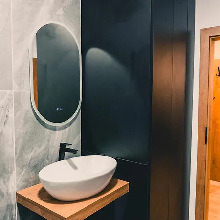 One-bedroom With Free Parking In Zorilor Апартаменты Клуж-Напока